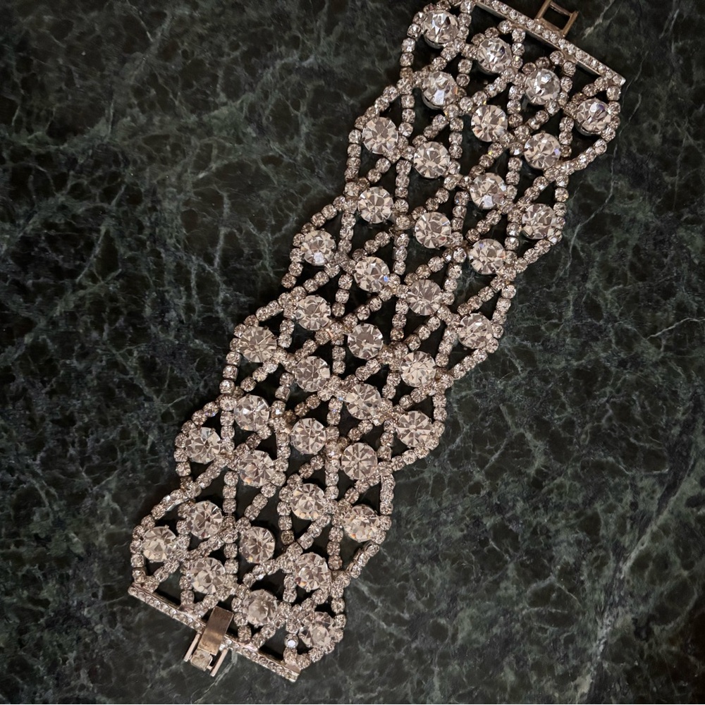 Elegant Silver Crystal Bracelet